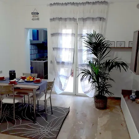 Casa Diana Apartment *